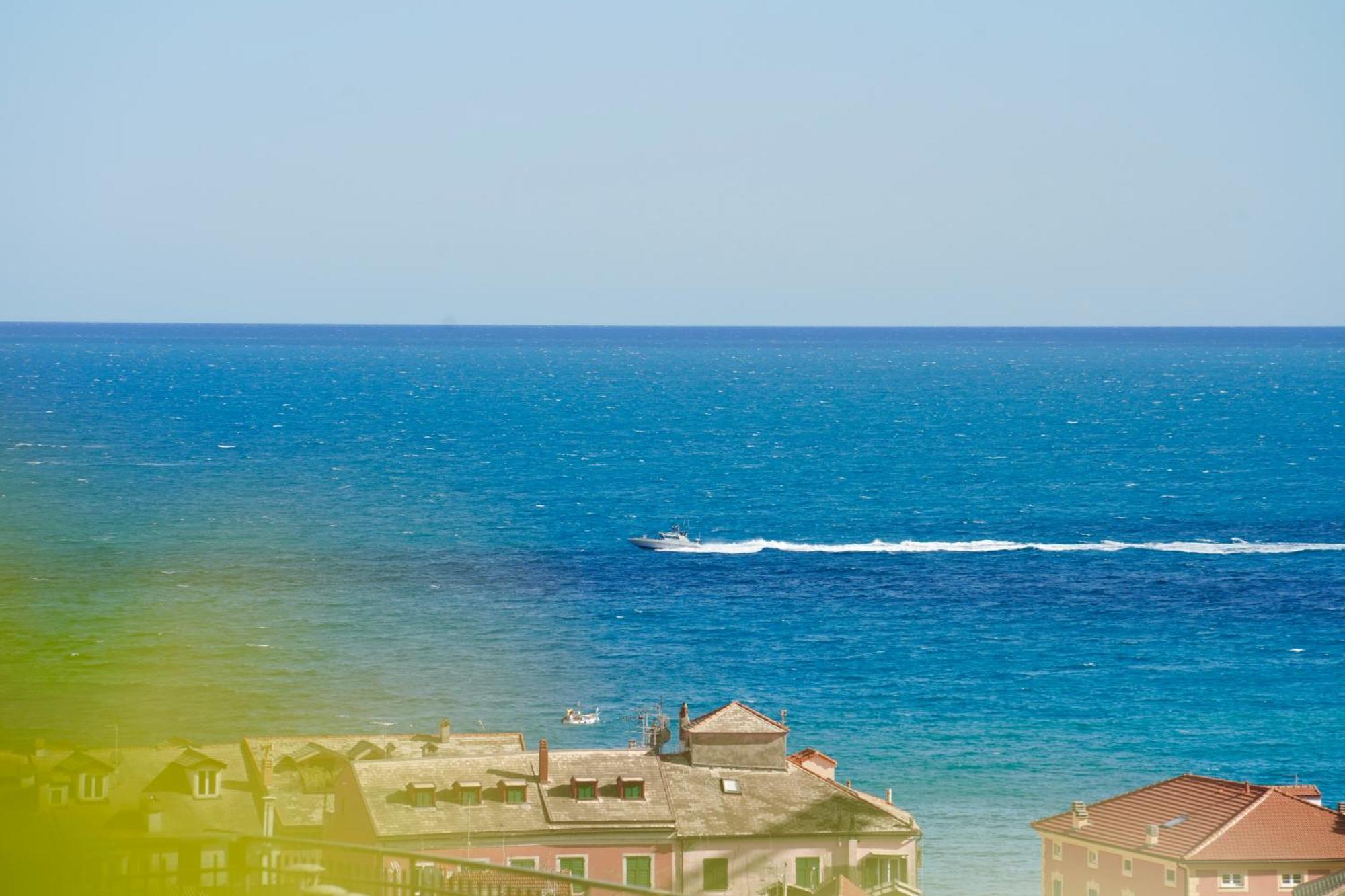 Starsbox Jacuzzi Privata E Piscina Vista Mare Hotel Celle Ligure Exterior photo